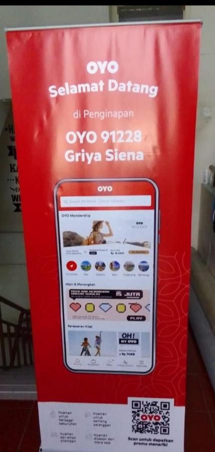 Oyo 91228 Griya Siena Hotel มุนดุก ภายนอก รูปภาพ