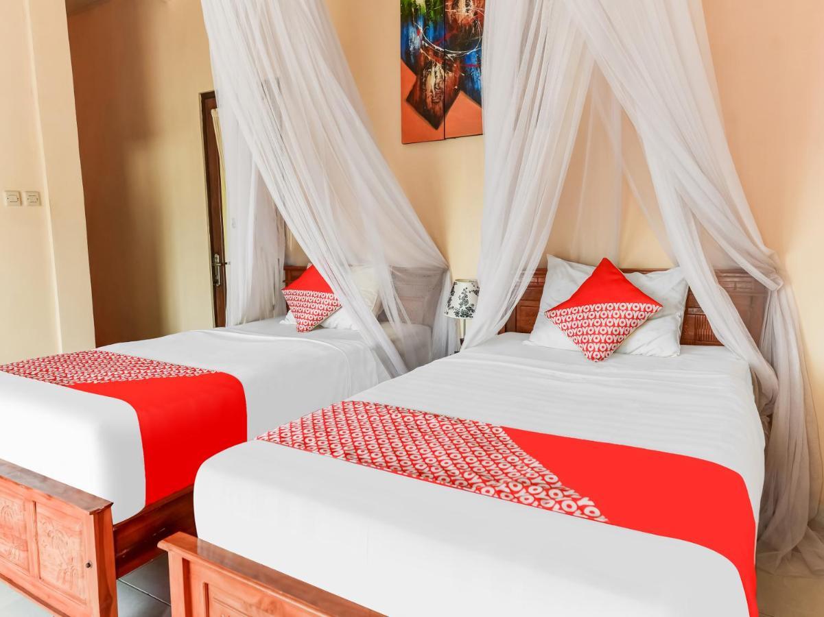 Oyo 91228 Griya Siena Hotel มุนดุก ภายนอก รูปภาพ